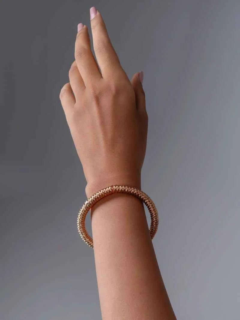 Gold Kada