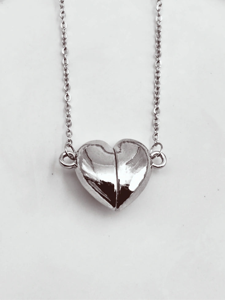 Magnetic Heart chain pendant Anti Tarnish