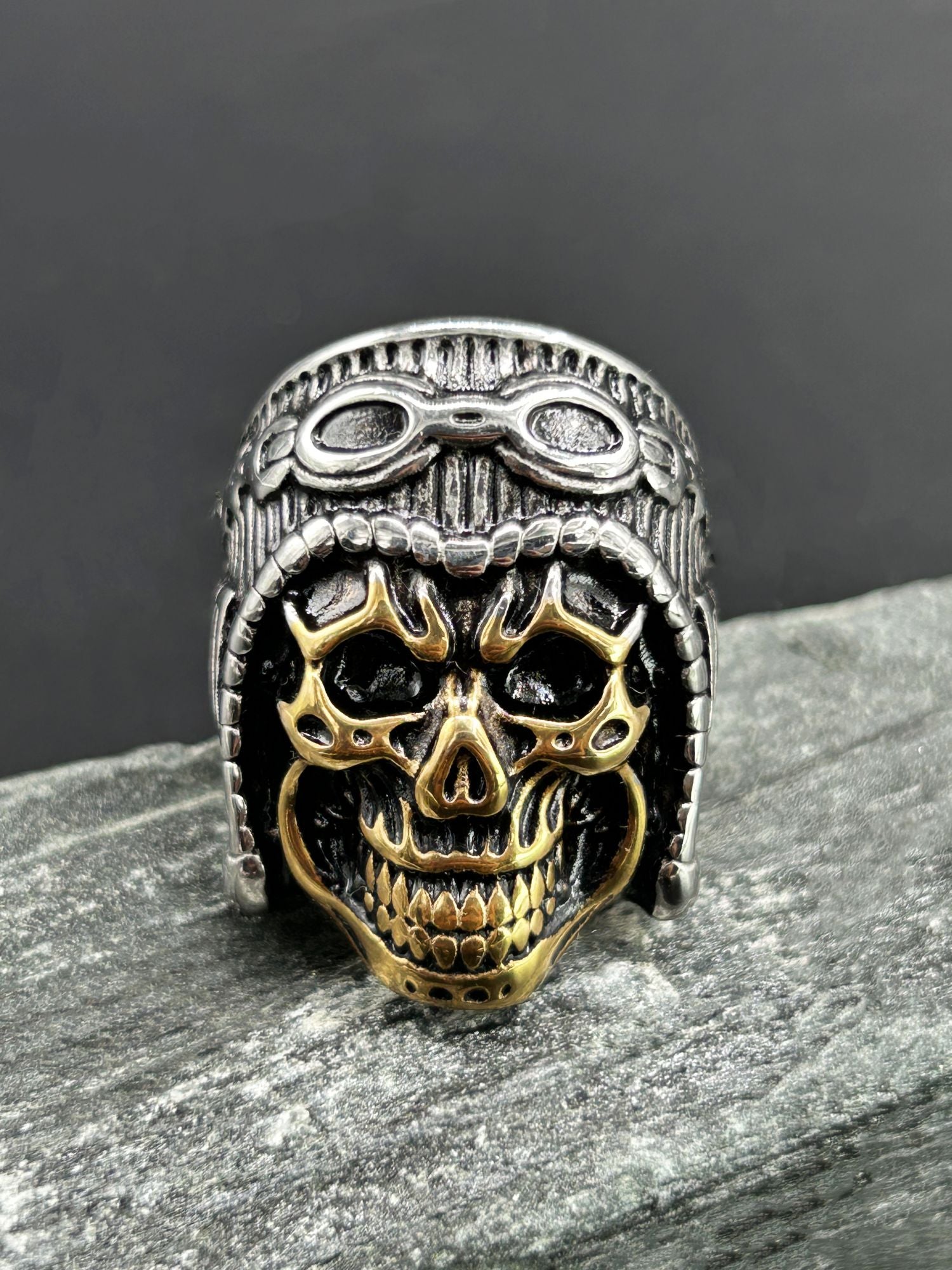 Golden Skull Ring Anti Tarnish