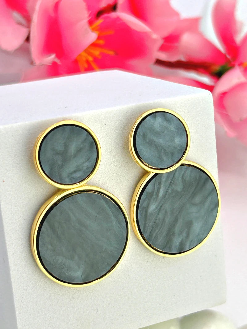 Golden Hanging Elegant Earrings - Black - Bojoya Jewellery